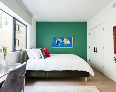 7584 W Skye Way - Photo Thumbnail 11