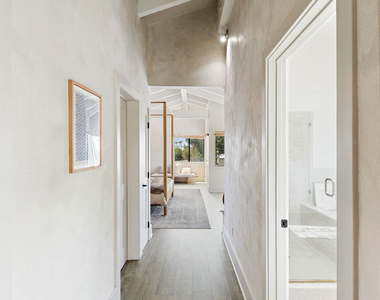 29328 Heathercliff Road - Photo Thumbnail 17