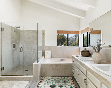 29328 Heathercliff Road - Photo Thumbnail 4