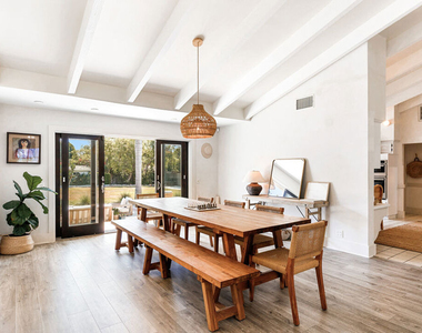 29328 Heathercliff Road - Photo Thumbnail 10