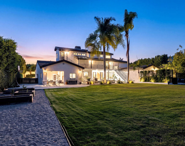 29328 Heathercliff Road - Photo Thumbnail 16