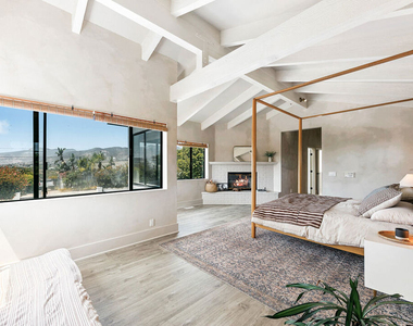 29328 Heathercliff Road - Photo Thumbnail 18