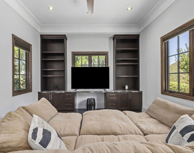 29450 Malibu View Court - Photo Thumbnail 23