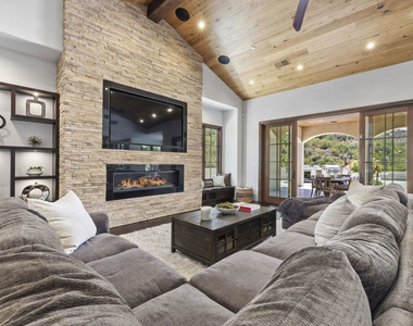 29450 Malibu View Court - Photo Thumbnail 6
