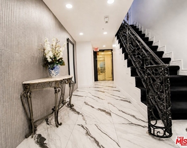 342 Palm Drive - Photo Thumbnail 25