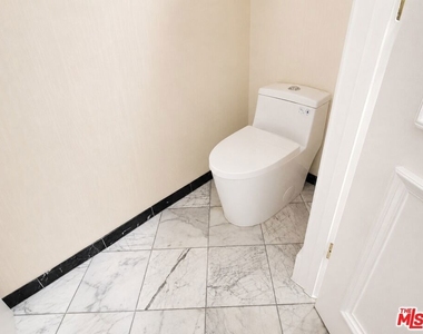 342 Palm Drive - Photo Thumbnail 20