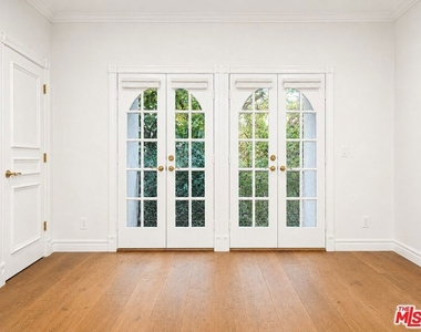342 Palm Drive - Photo Thumbnail 4