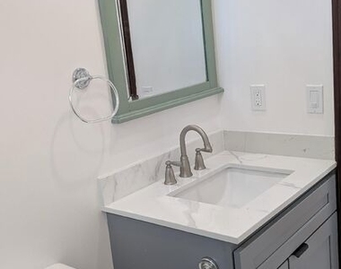 416 E 101st Street - Photo Thumbnail 4