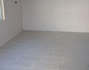 416 E 101st Street - Photo Thumbnail 5