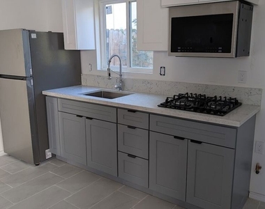 416 E 101st Street - Photo Thumbnail 10