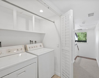 1622 Palisades Drive - Photo Thumbnail 28