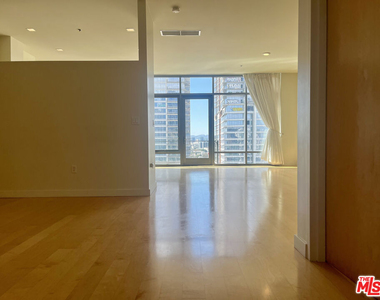 1100 S Hope Street - Photo Thumbnail 29