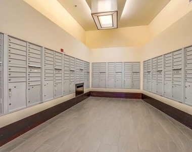 1100 S Hope Street - Photo Thumbnail 10