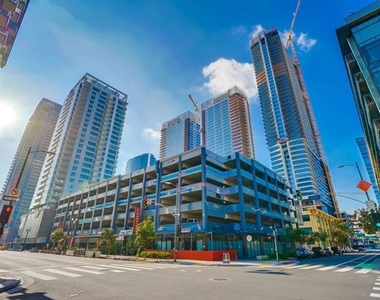 1100 S Hope Street - Photo Thumbnail 22