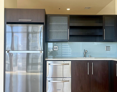 1100 S Hope Street - Photo Thumbnail 15