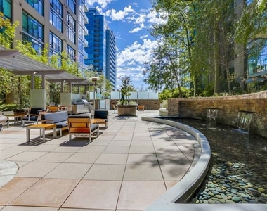 1100 S Hope Street - Photo Thumbnail 3