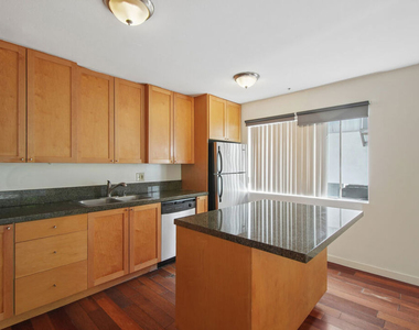 937 Wilcox Avenue - Photo Thumbnail 4