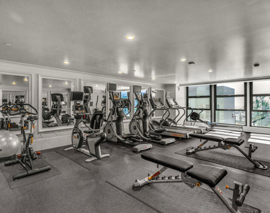 1645 Vine Street - Photo Thumbnail 32