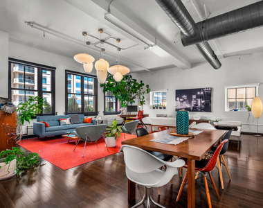 1645 Vine Street - Photo Thumbnail 5