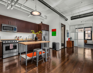1645 Vine Street - Photo Thumbnail 20