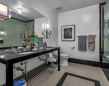 1645 Vine Street - Photo Thumbnail 16