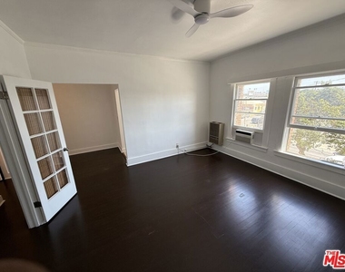 4125 S Figueroa Street - Photo Thumbnail 1