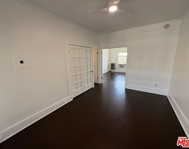 4125 S Figueroa Street - Photo Thumbnail 2