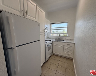4125 S Figueroa Street - Photo Thumbnail 7