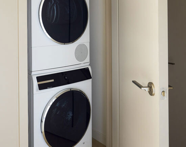 700 Broadway - Photo Thumbnail 5