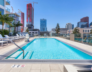 1050 S Grand Avenue - Photo Thumbnail 35
