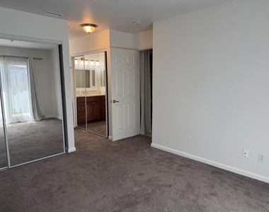 318 Riverview Way - Photo Thumbnail 9