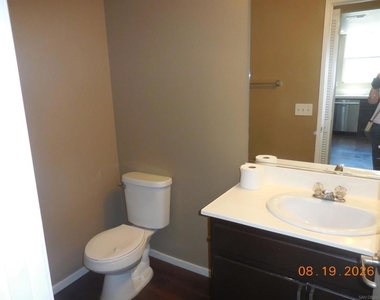 1356 Nicolette Ave - Photo Thumbnail 4