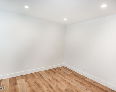 5383 Felicia Street - Photo Thumbnail 15