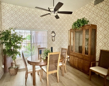 38517 Fallbrook Avenue - Photo Thumbnail 3