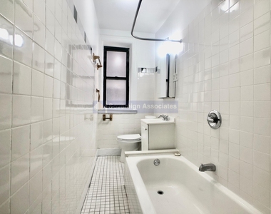182 Claremont Avenue - Photo Thumbnail 3