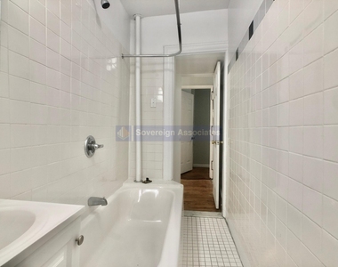 182 Claremont Avenue - Photo Thumbnail 4