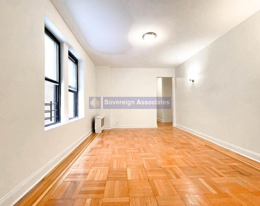 106 Fort Washington Avenue - Photo Thumbnail 2