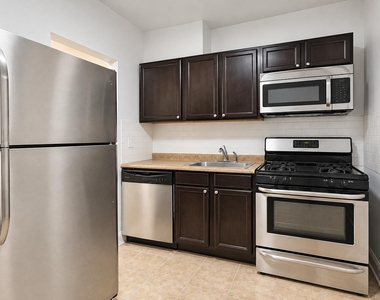 106 Fort Washington Avenue - Photo Thumbnail 7