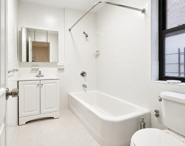 106 Fort Washington Avenue - Photo Thumbnail 8