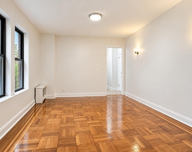106 Fort Washington Avenue - Photo Thumbnail 1
