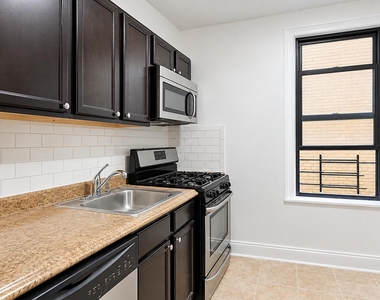 106 Fort Washington Avenue - Photo Thumbnail 6