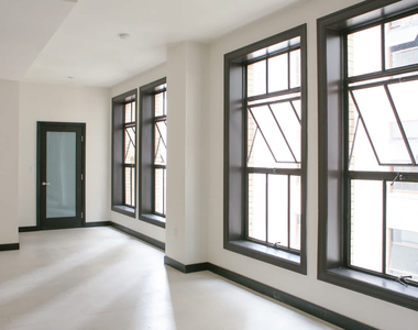 609 S. Grand Ave - Photo Thumbnail 11