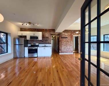 203 Liberty Street - Photo Thumbnail 5