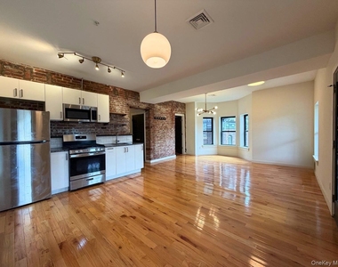 203 Liberty Street - Photo Thumbnail 2