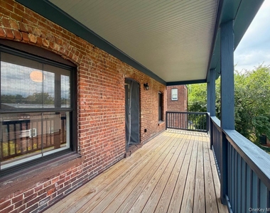 203 Liberty Street - Photo Thumbnail 8
