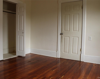 15 Seitz Terrace - Photo Thumbnail 11