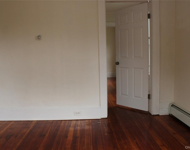 15 Seitz Terrace - Photo Thumbnail 7