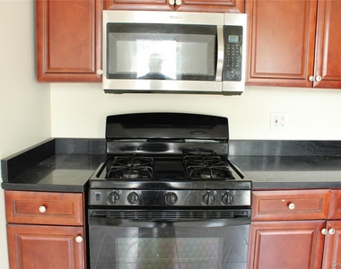 15 Seitz Terrace - Photo Thumbnail 17