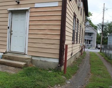 15 Seitz Terrace - Photo Thumbnail 23