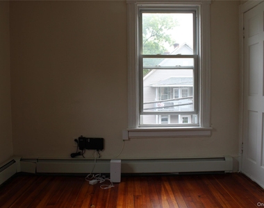 15 Seitz Terrace - Photo Thumbnail 6